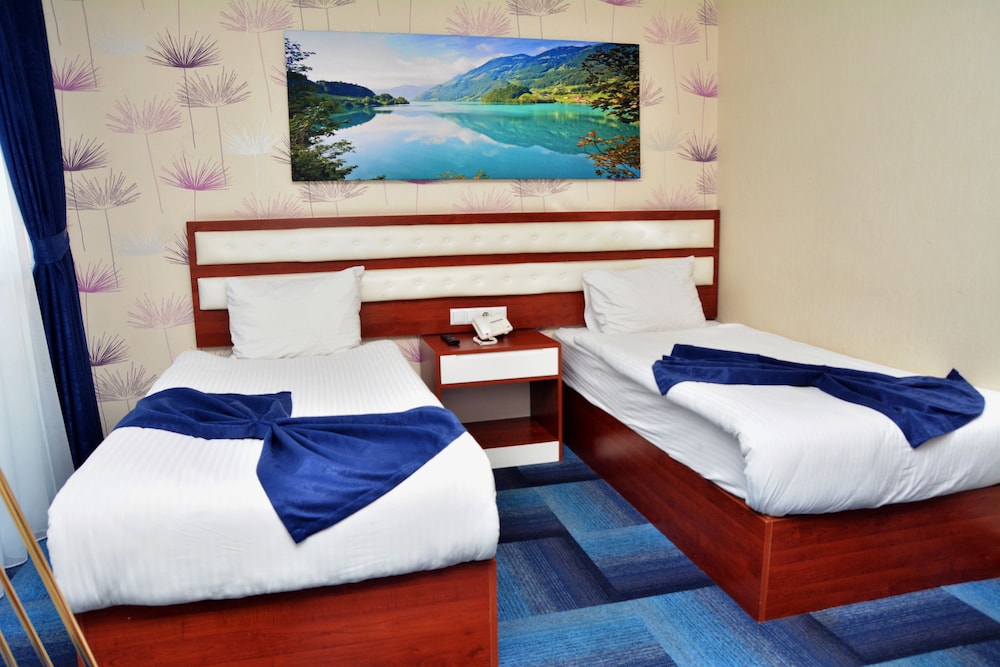 Business Grand Hotel 10/50