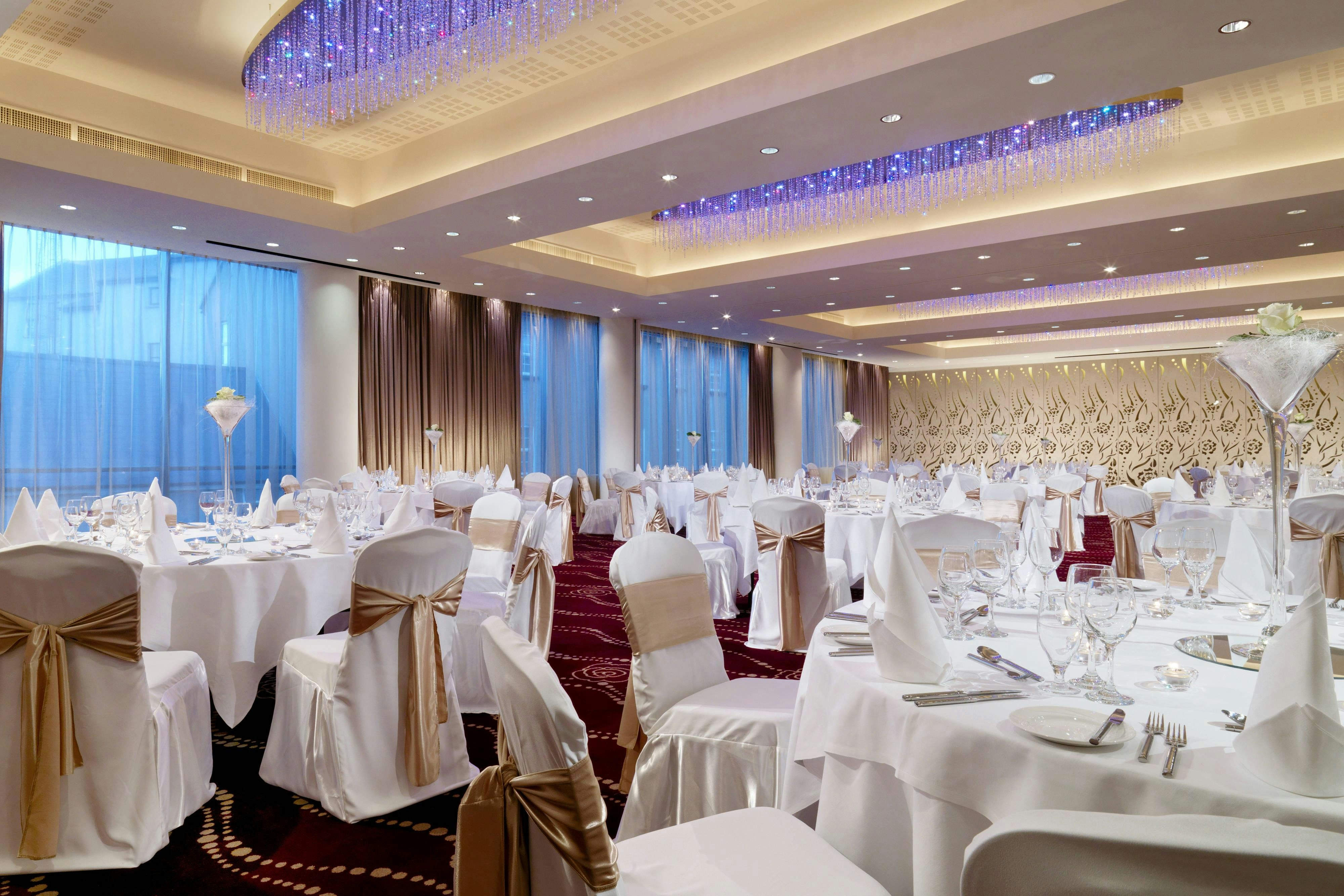 SHERATON ATHLONE HOTEL 46/49