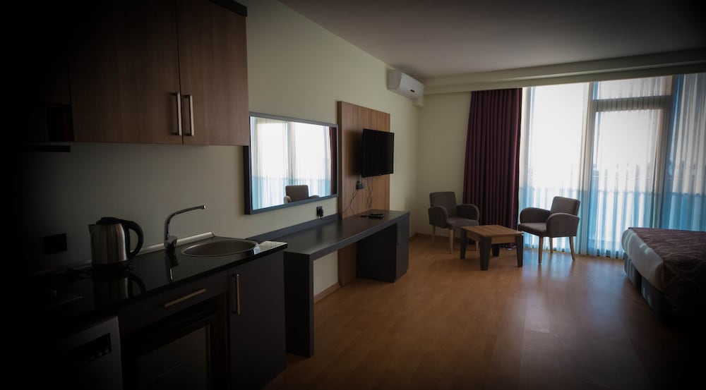 Euphoria Batumi Convention And Casino Hotel 43/63