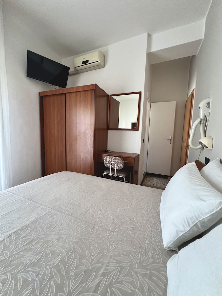 Hotel B&B Ardea Rimini 24/34