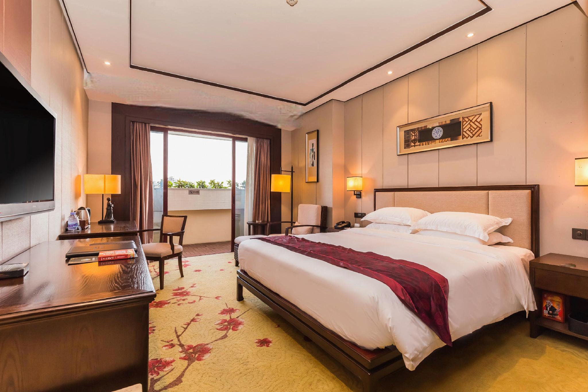 Elegant, Twin Beds