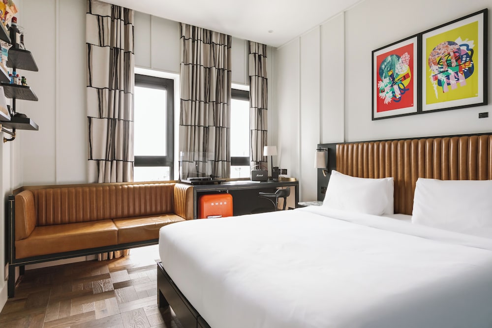 High, King Bed