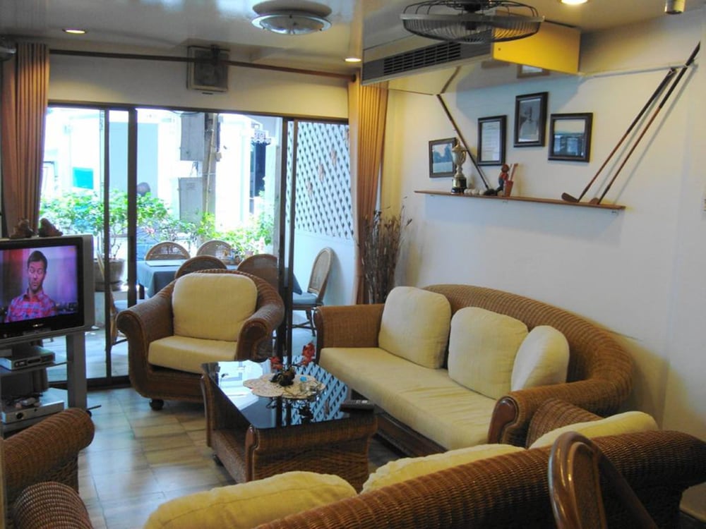 A&B Hotel 29/48