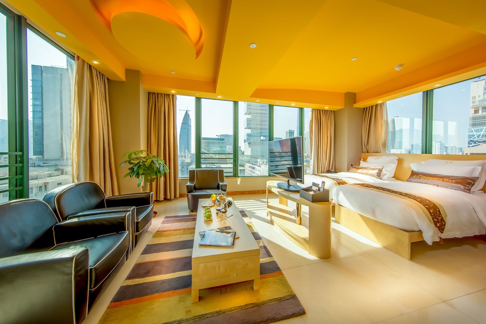 Harbour Bay Hotel 8/32