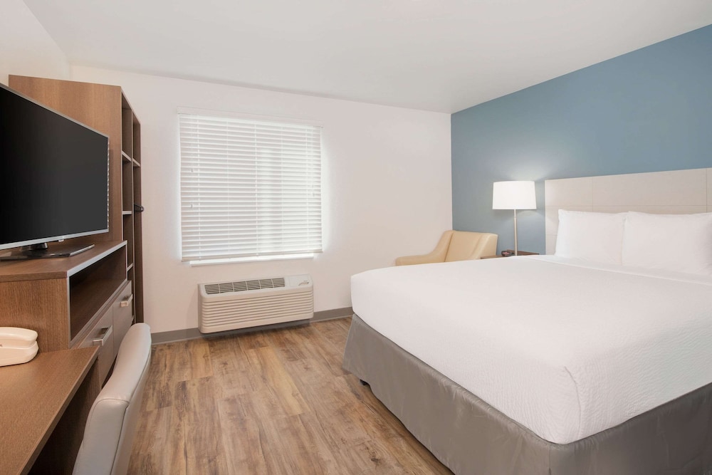 WoodSpring Suites Savannah Pooler 9/28