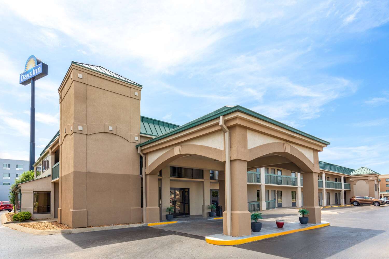 Days Inn By Wyndham Clarksville North 57/63