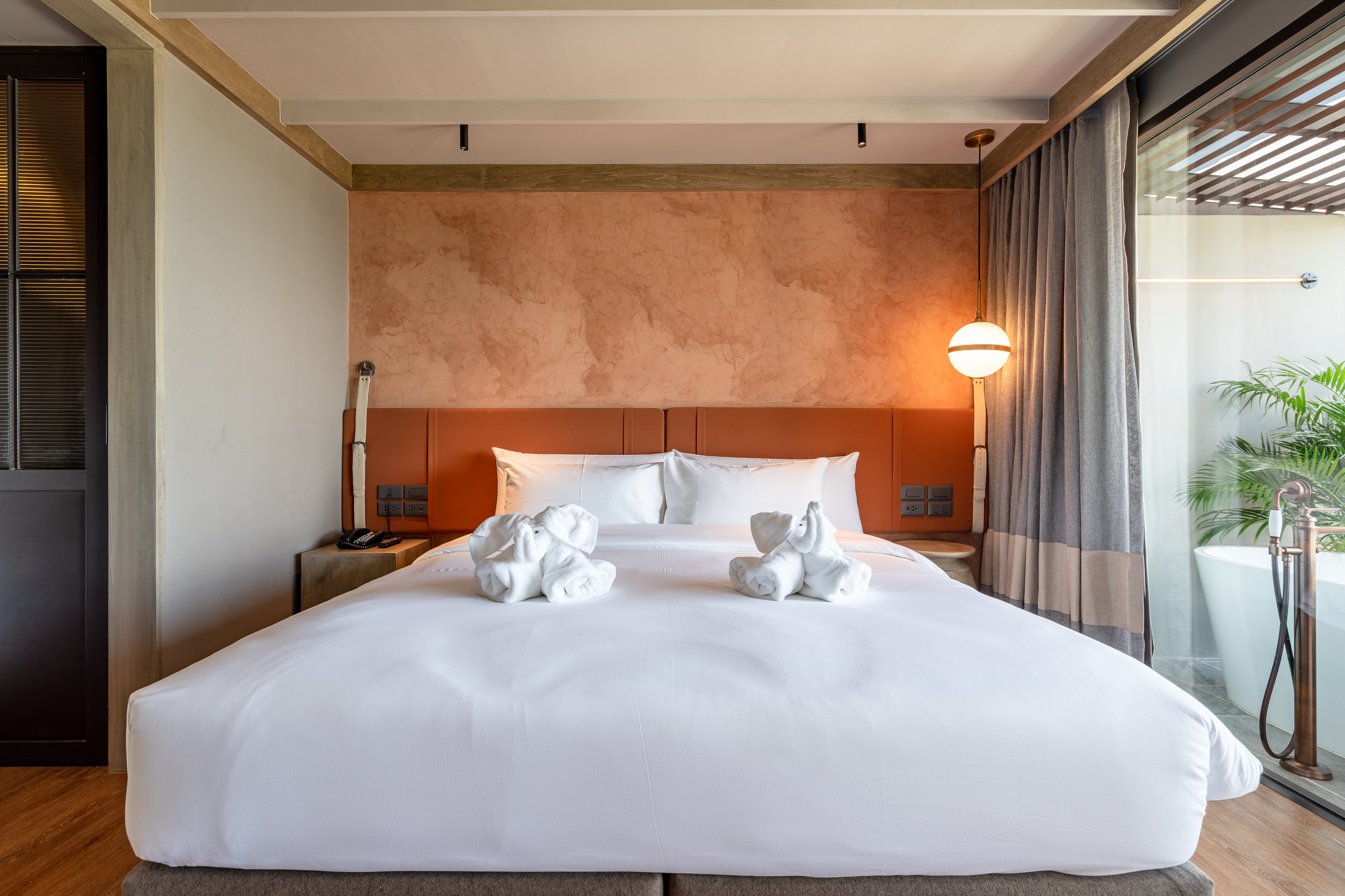 Sea Breeze, Deluxe, King Bed