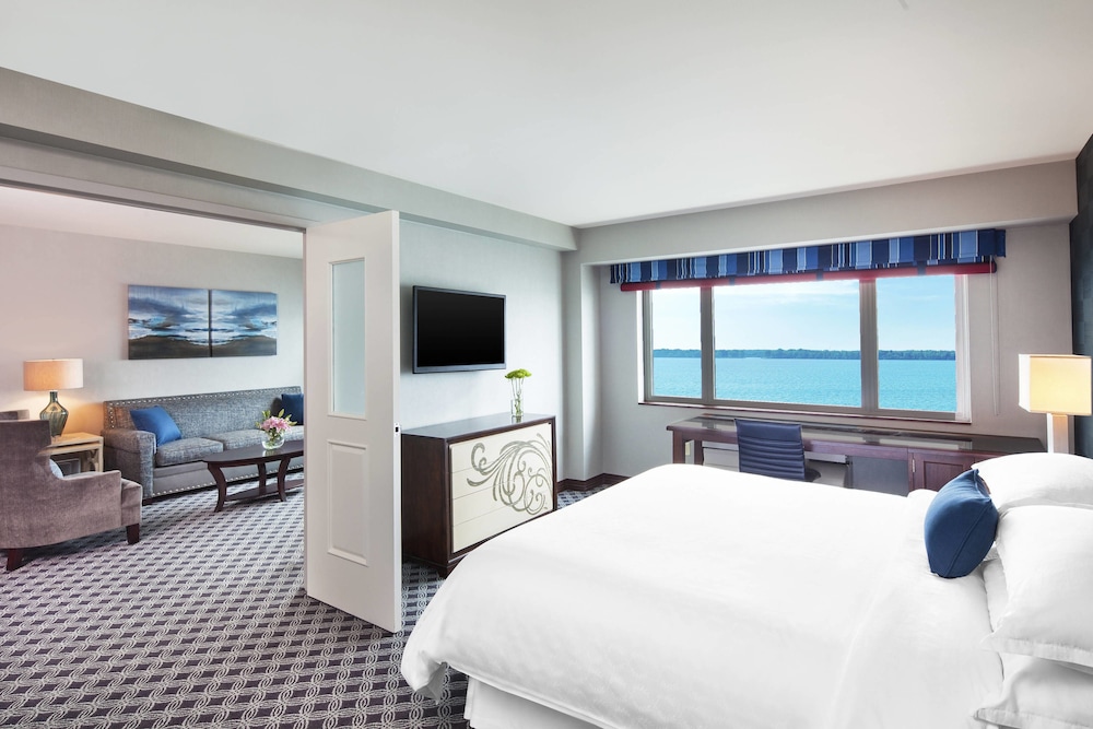Sheraton Erie Bayfront Hotel 11/43