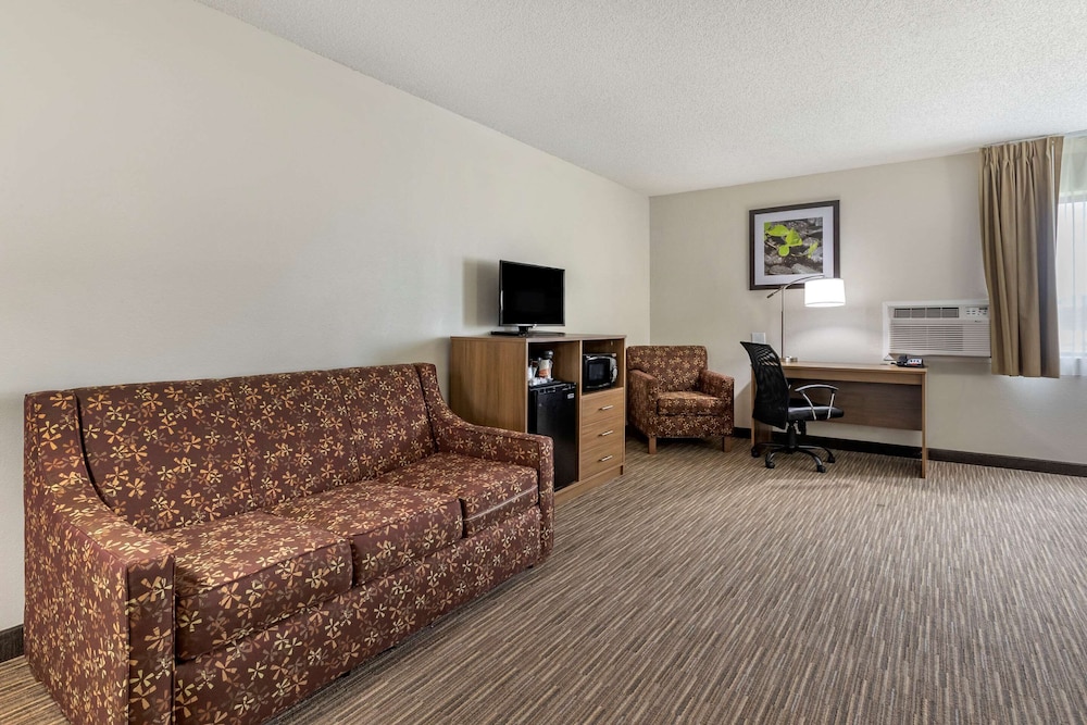 Quality Inn 26/36