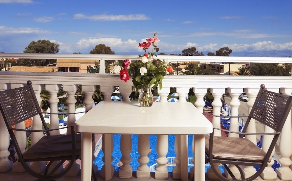 Alkyon Hotel Corfu 30/50