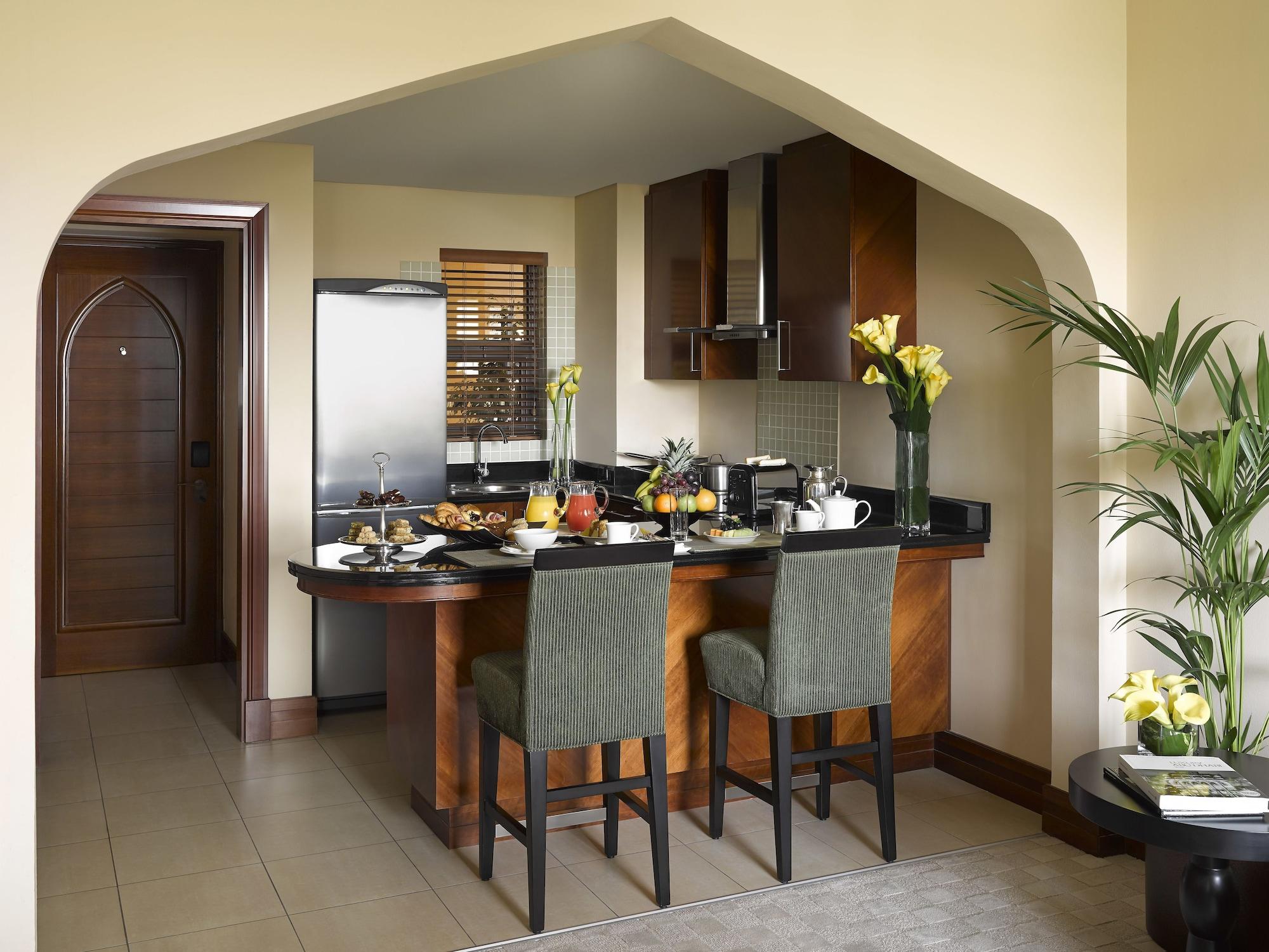 Shangri-La Residences Qaryat Al Beri 19/40
