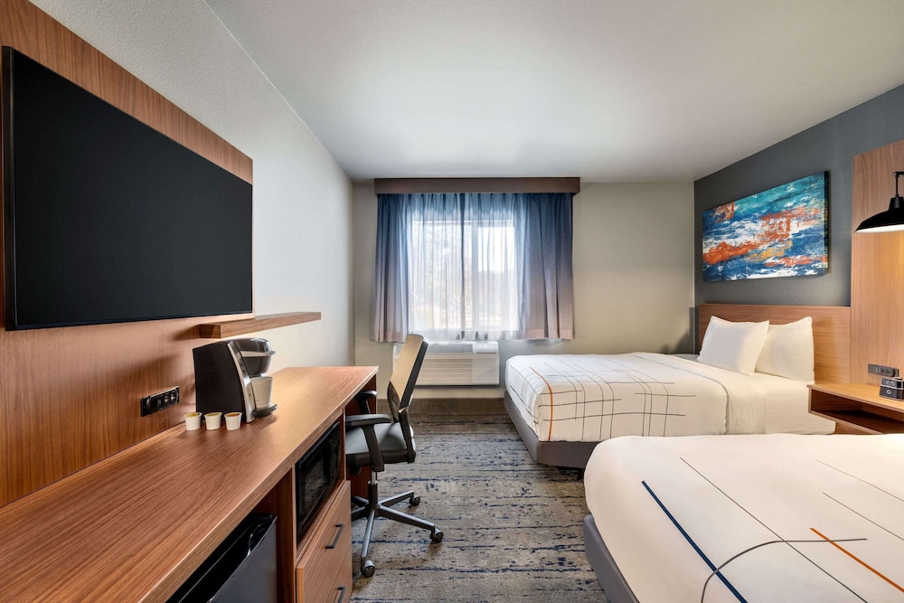 La Quinta Inn And Suites By Wyndham Springfield 14/46