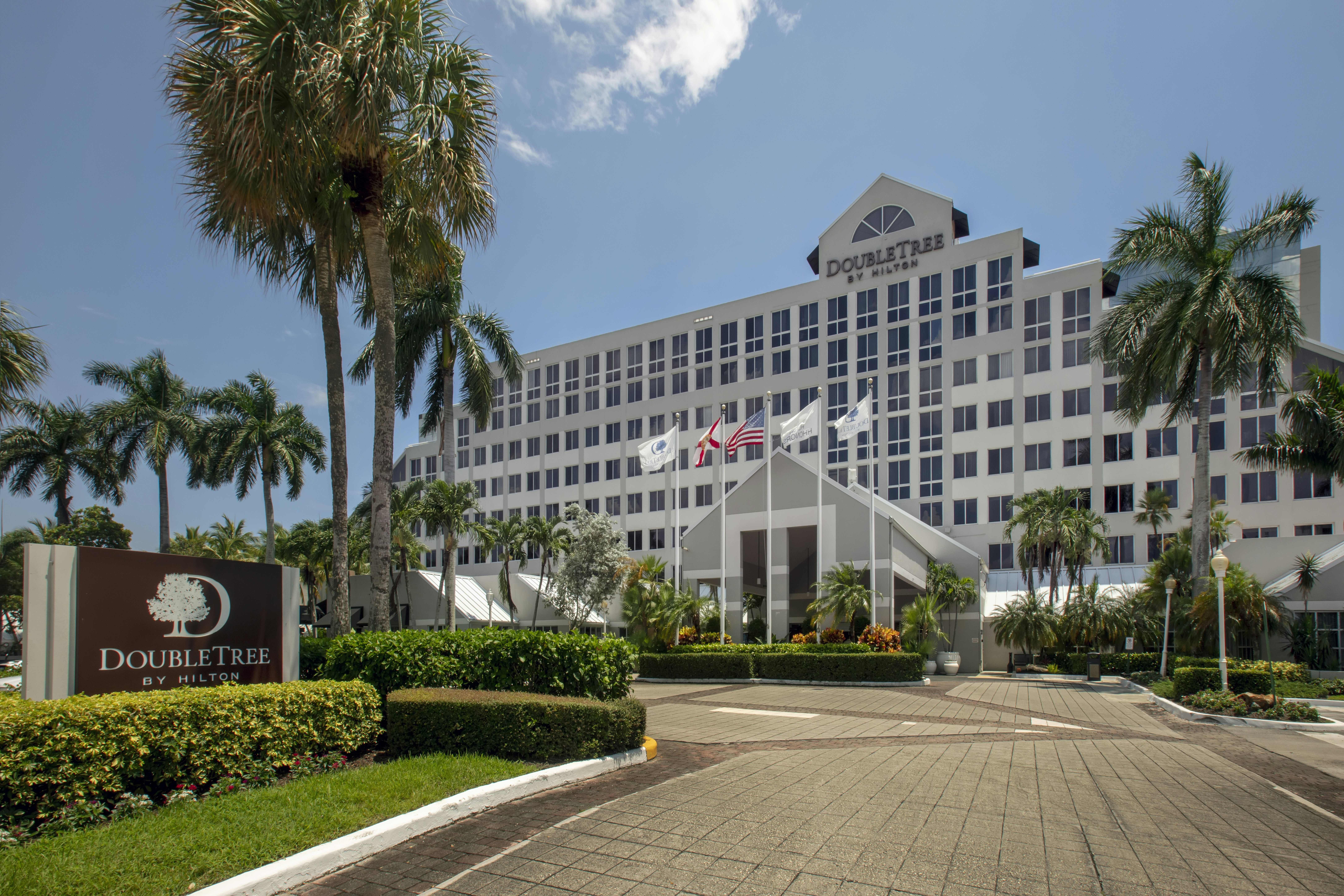 Doubletree by Hilton Deerfield Beach Boca Raton 57/62