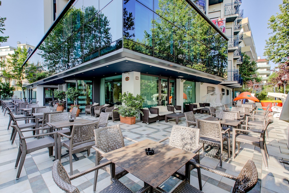 Hotel Verona 54/68