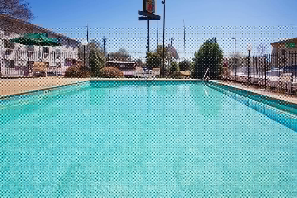 Travelodge by Wyndham Columbus State University 11/19