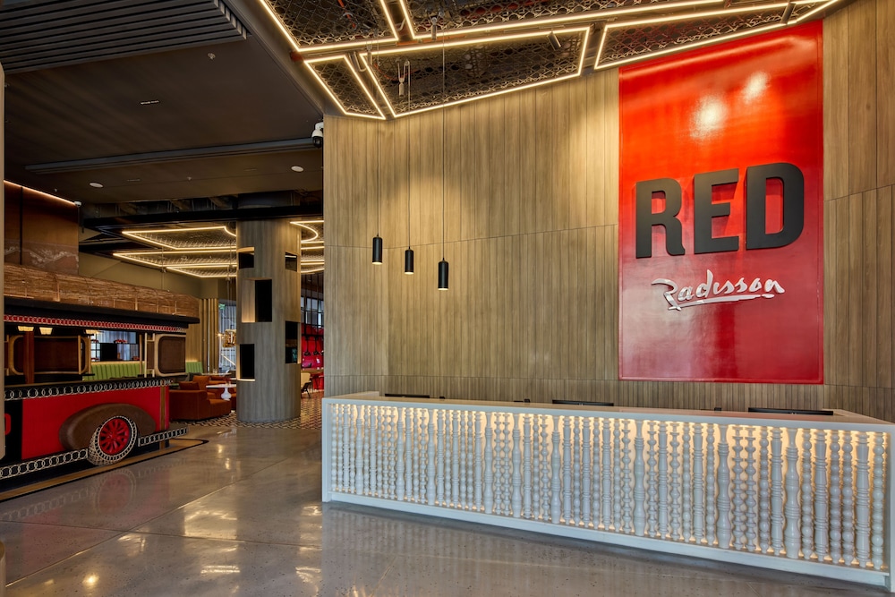 Radisson RED Cebu Mandaue 7/43