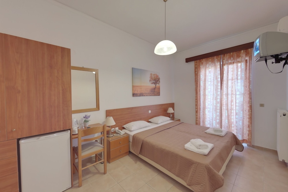 Marirena Hotel 7/41