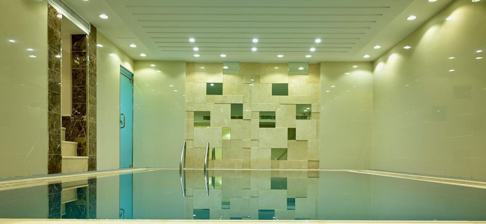 فندق ايرس بوتيك غرناطة(IRIS BOUTIQUE GRANADA) 25/53