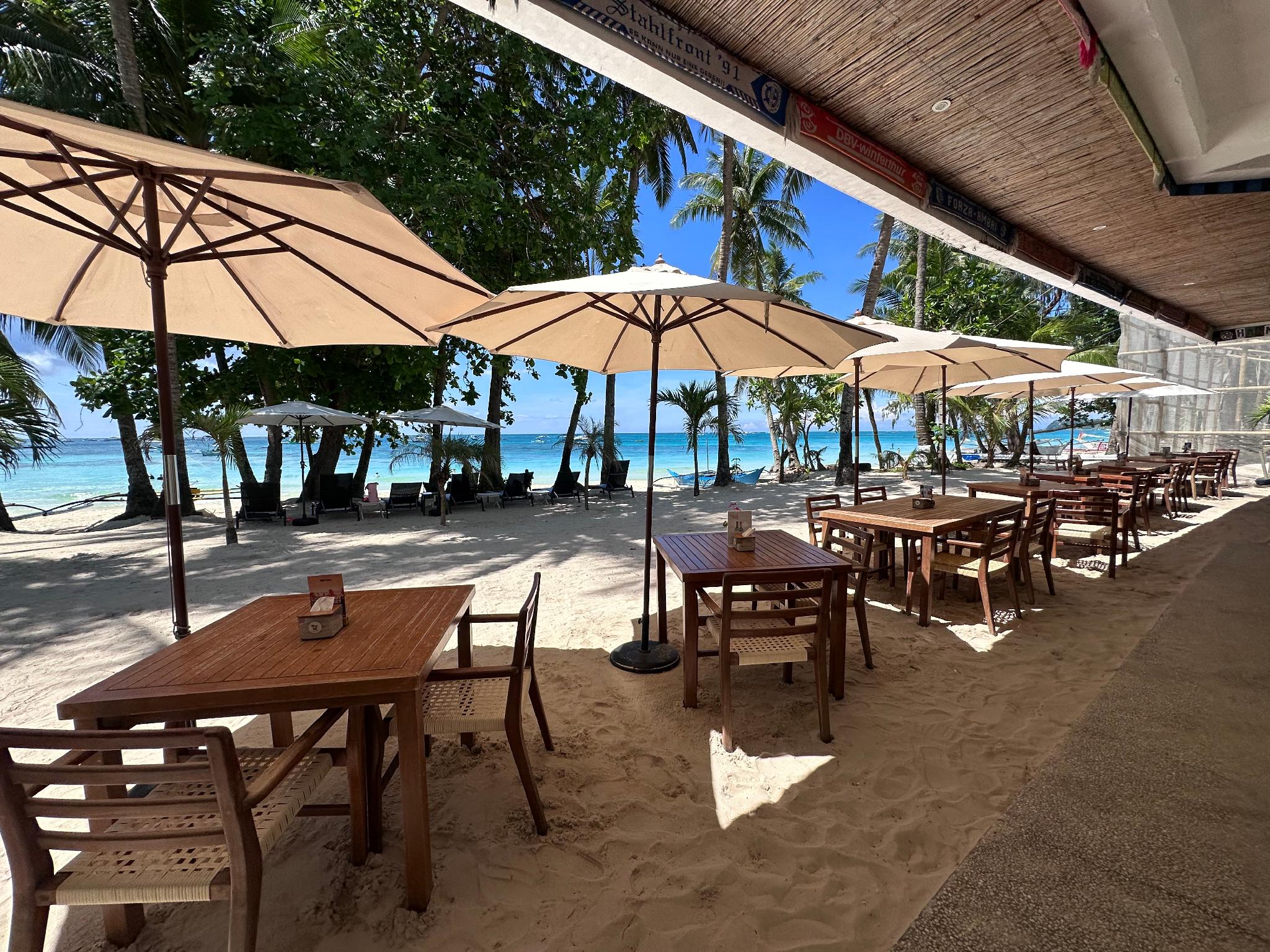 Oro Beach Resort 32/50