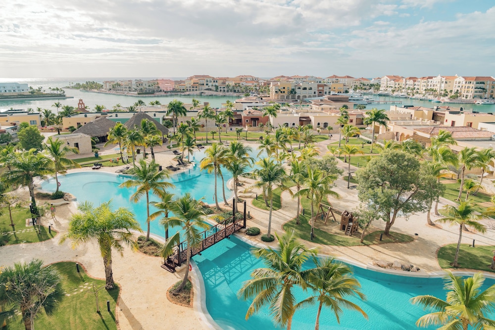 TAN Resorts Marina Cap Cana 34/39