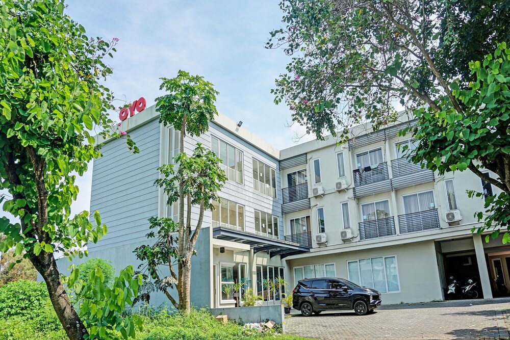 Reddoorz @ Riverside Malang 45/48