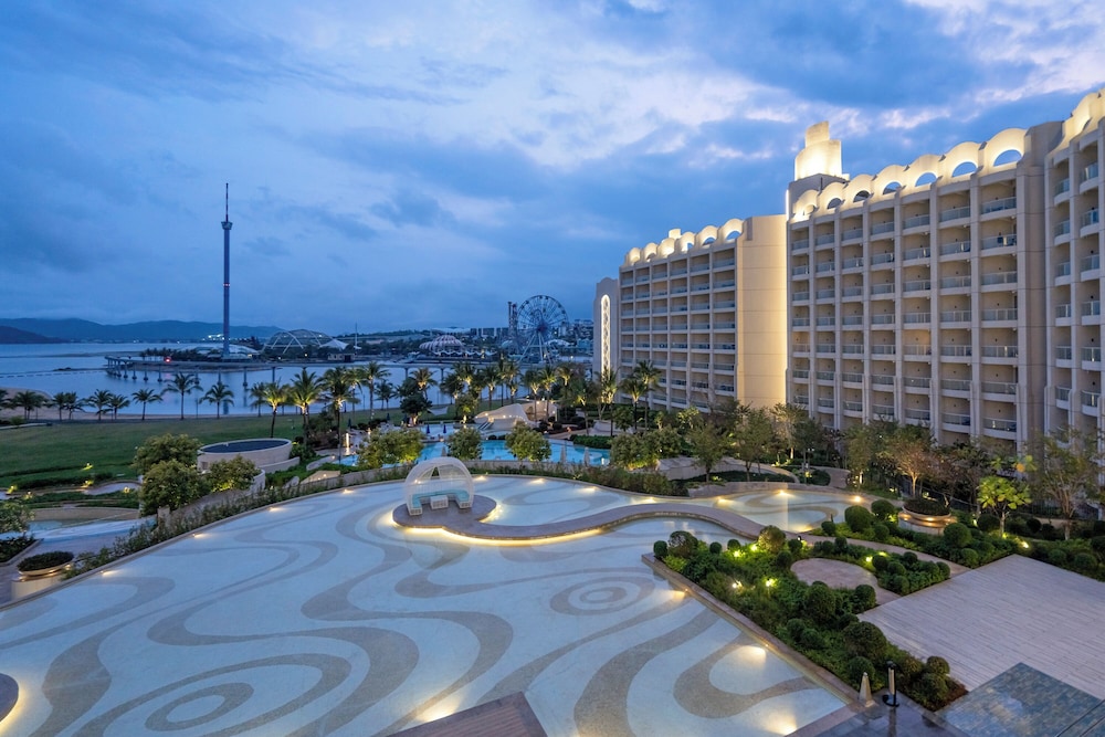Hyatt Regency Hainan Ocean Paradise Resort 5/50