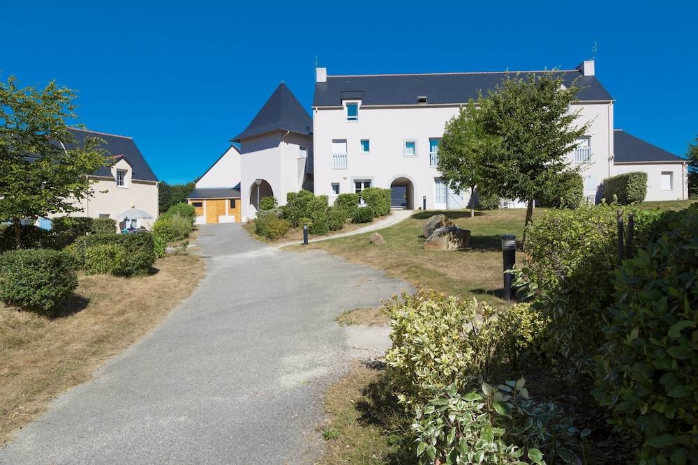 Le Domaine De L'emeraude 2/63