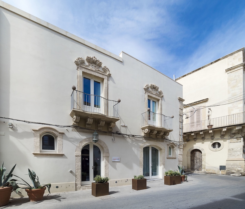 Re Federico Boutique Hotel 2/50