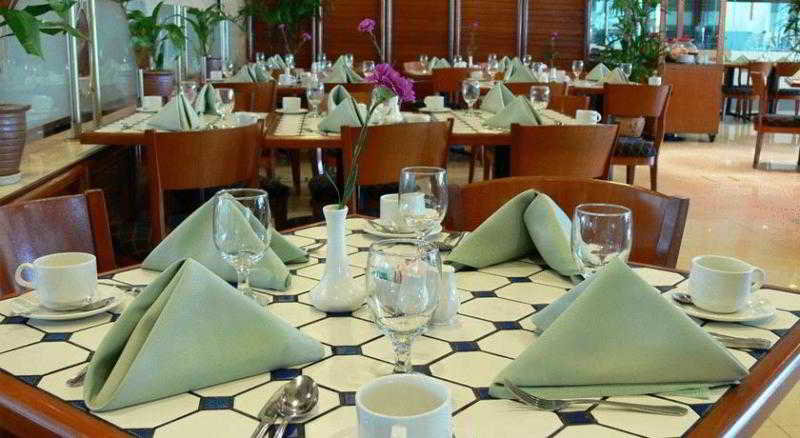 Primula Beach Hotel 13/22