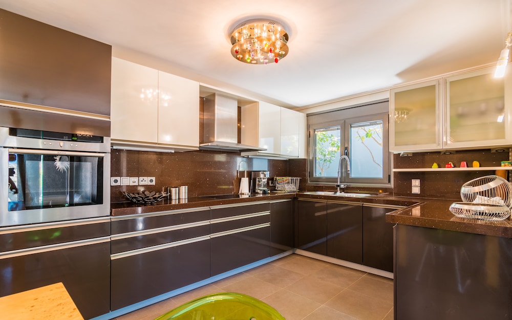 Villa Adam 3/50