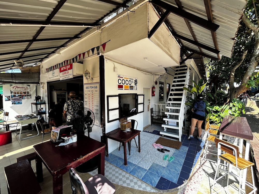 Coco's Guesthouse 48/66