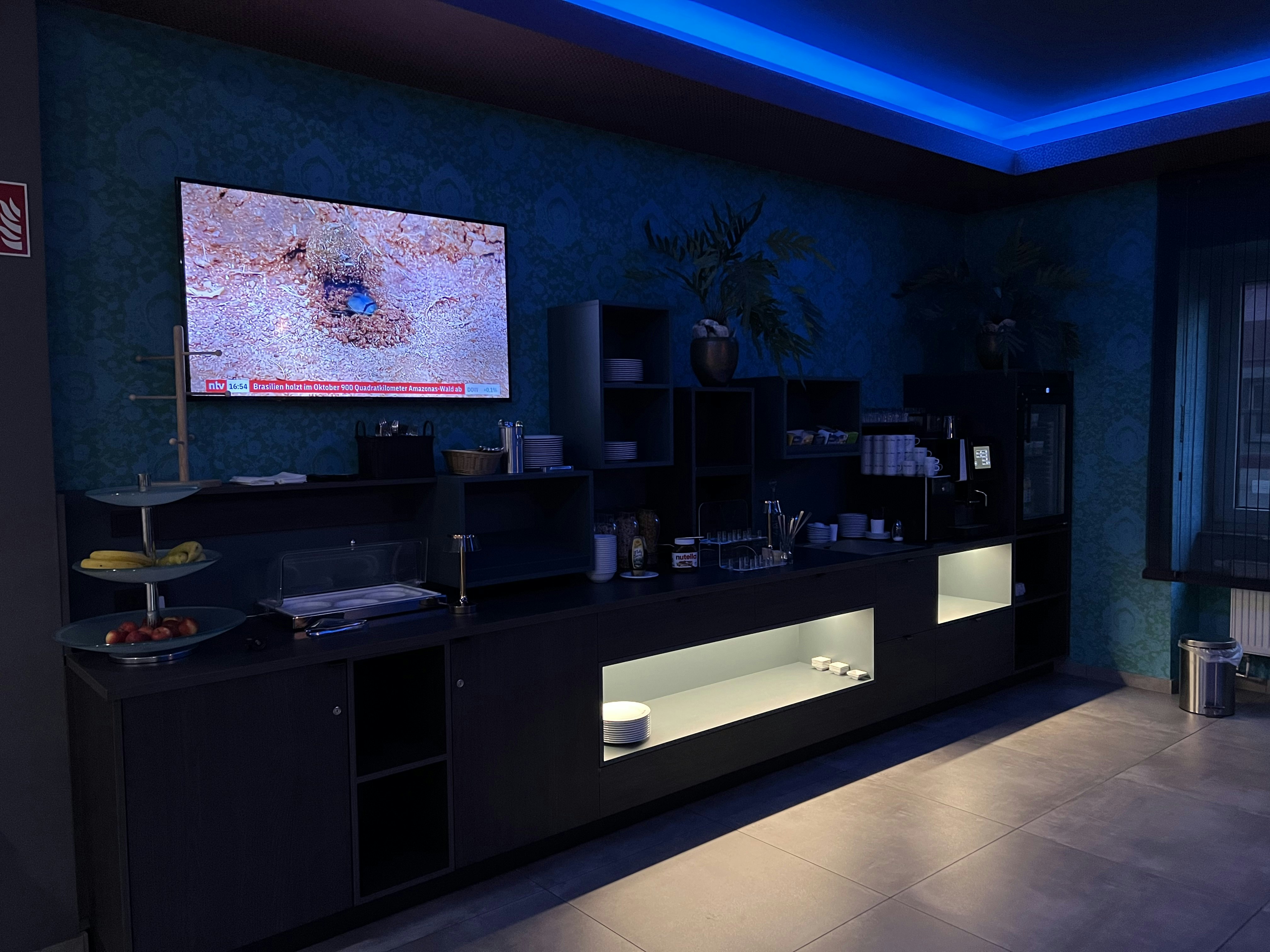 Hotel Attache 28/30