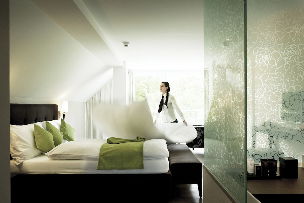 Boutique, Junior Suite, 1 Double and 1 Single Bed