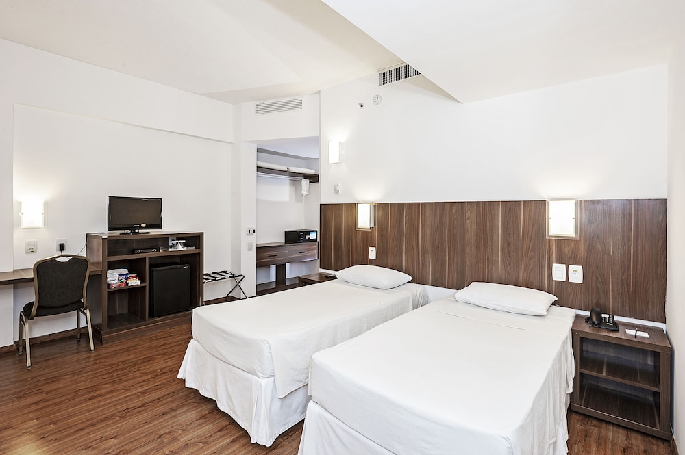 Firenze Business Hotel (ex Slaviero Essential Palhoca Viacatarina) 10/63