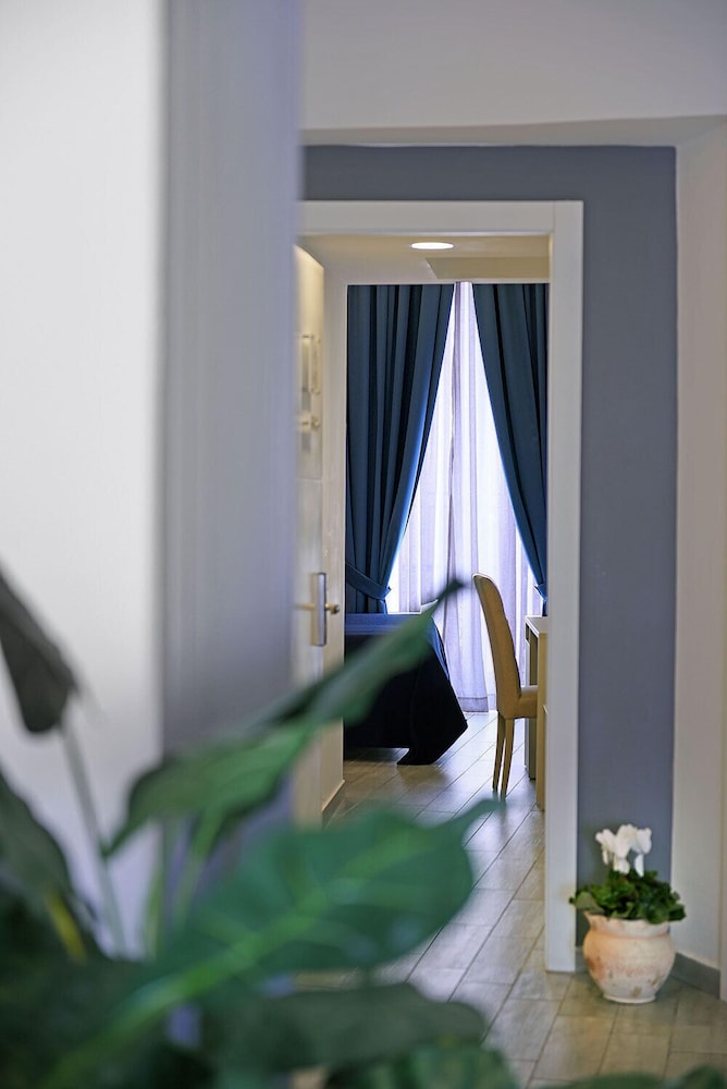 Napoli Rooms&Suite 12/50