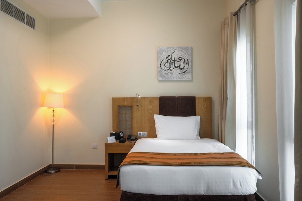 Tamani Marina Hotel and Hotel Apartments 26/73