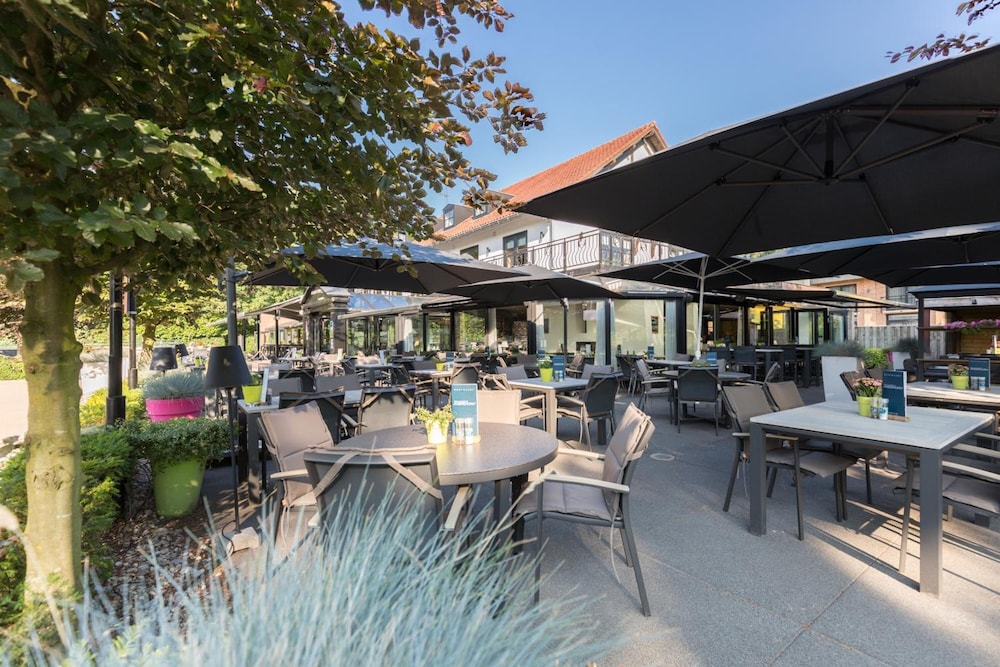 GOLDEN TULIP JAGERSHORST EINDHOVEN 40/50