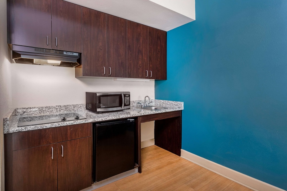 La Quinta Inn And Suites By Wyndham Ocean City 43/49