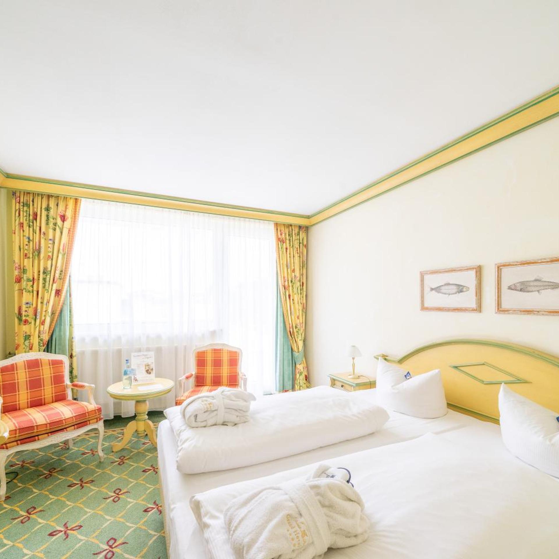 Room, King Bed, Terrace, Rugard Thermal Strandhotel 2/6