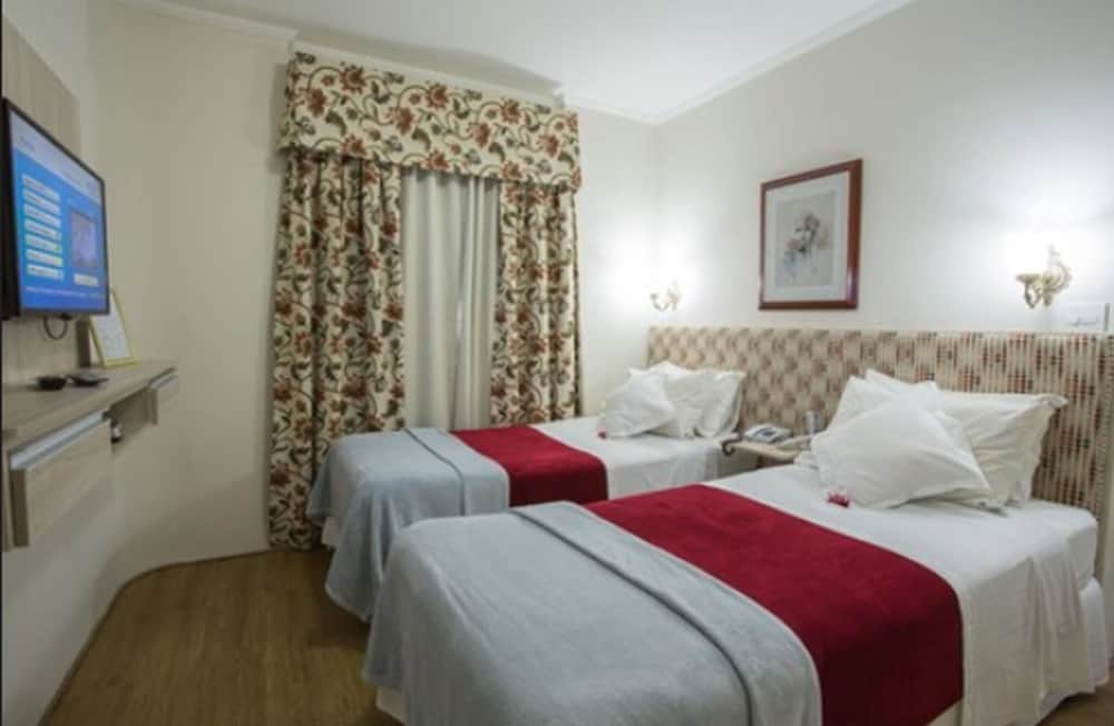 Paulista Flat 13/25