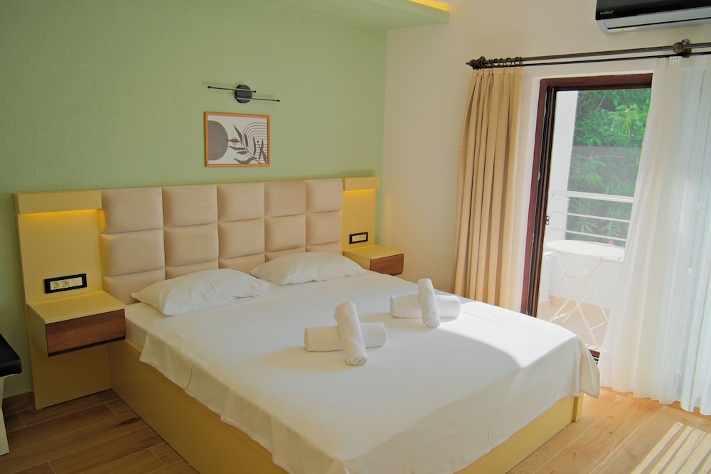 Yalim Hotel 4/38