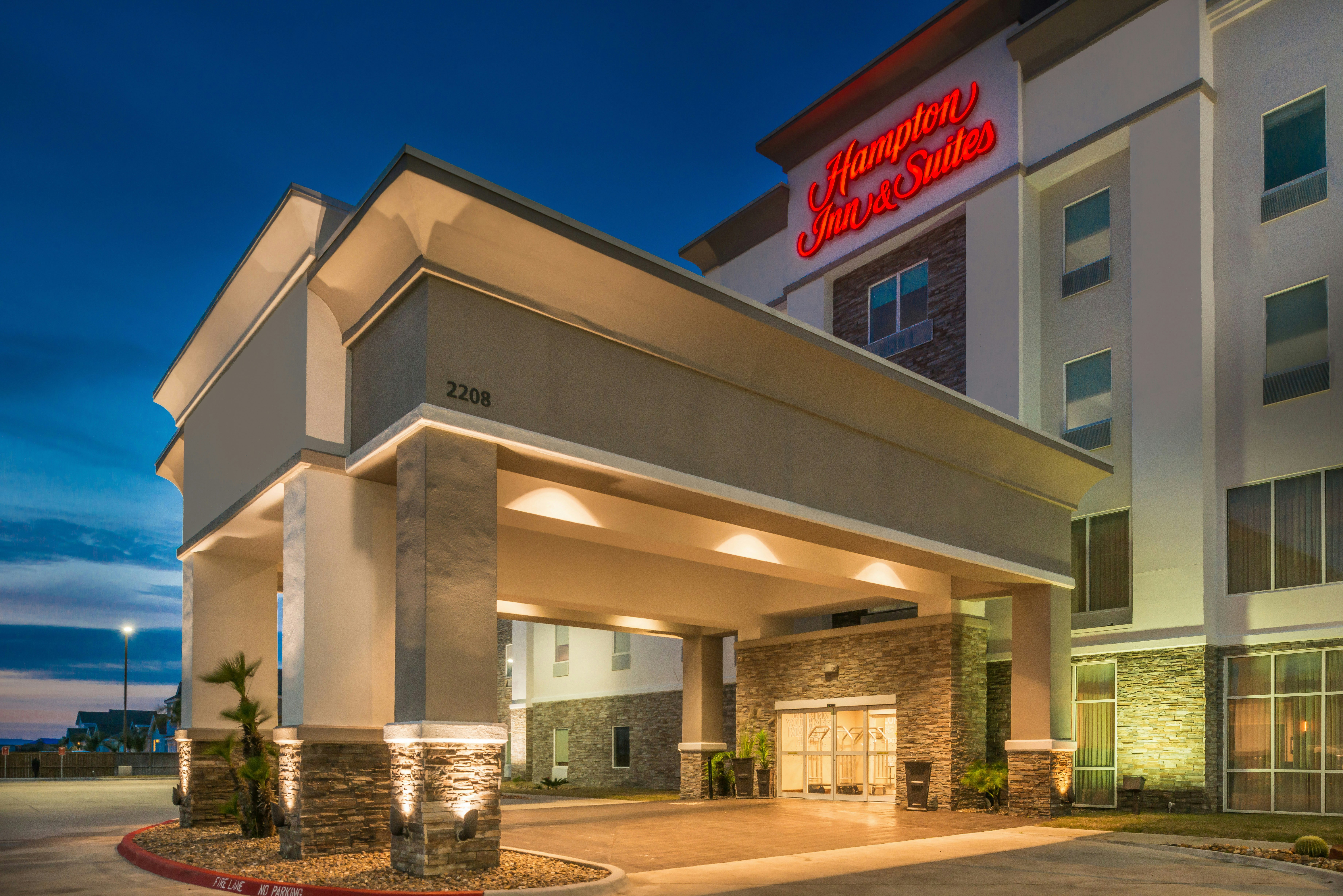 Hampton Inn & Suites Port Aransas 52/53