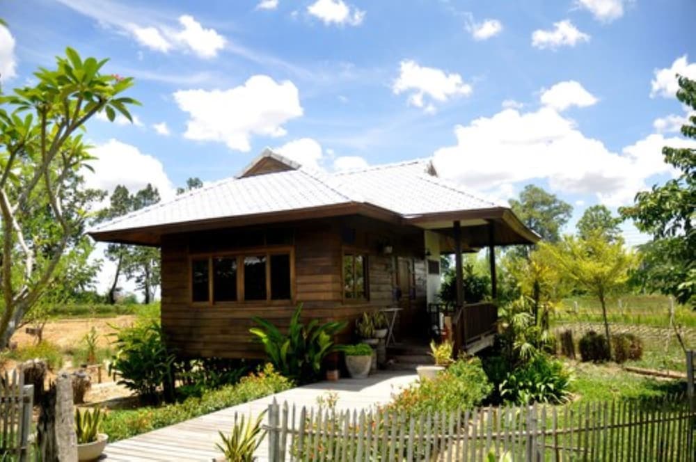 Baan Chai Thung 12/81