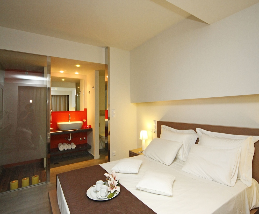 OPEN PLAN, JUNIOR SUITE, MOUNTAIN VIEW
