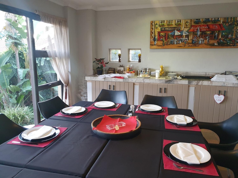 PhysEQFiT Guesthouse & Spa 18/25