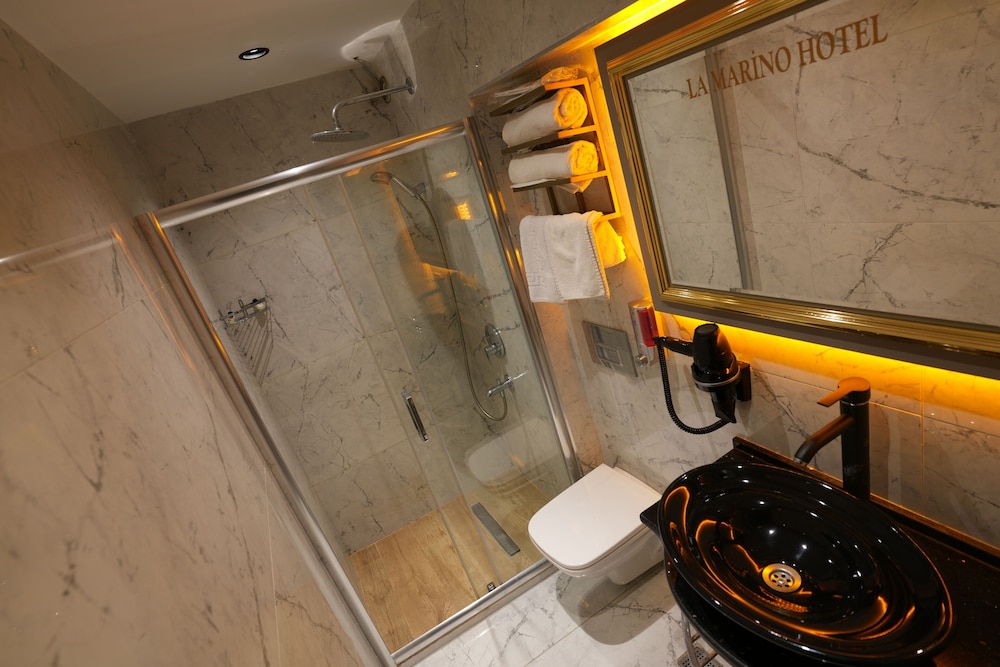 Taksim La Marino Hotel 42/50
