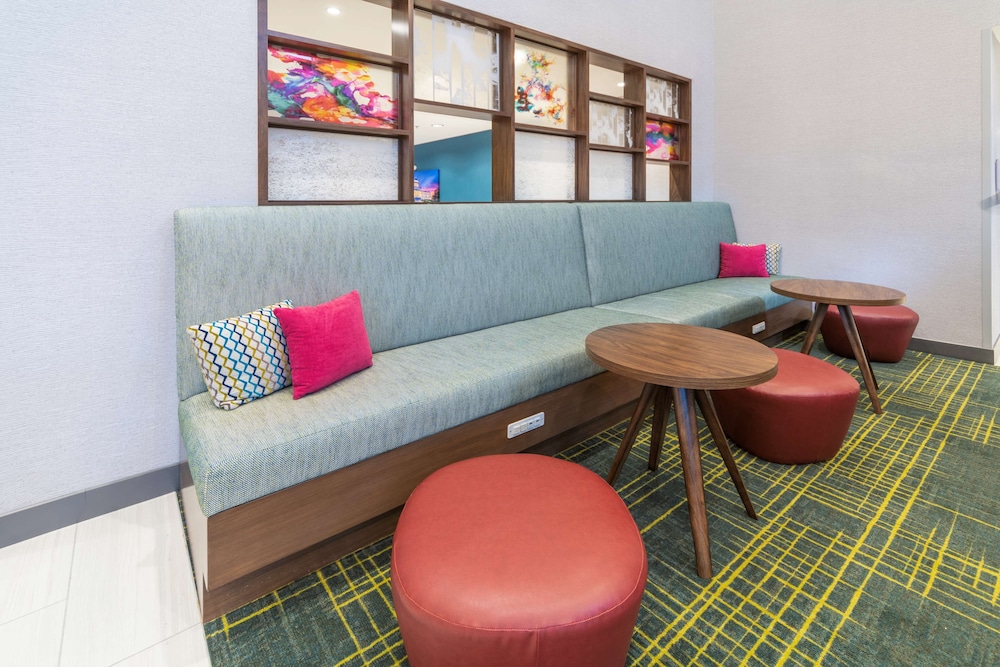 Hampton Inn and Suites Conway 35/43