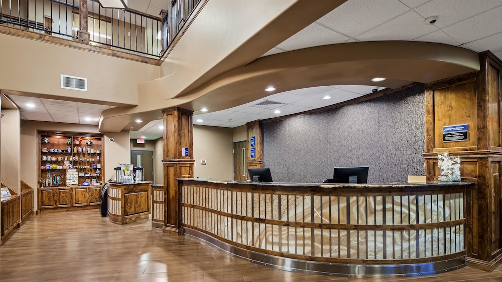 Best Western Premier Ivy Inn And Suites 6/44
