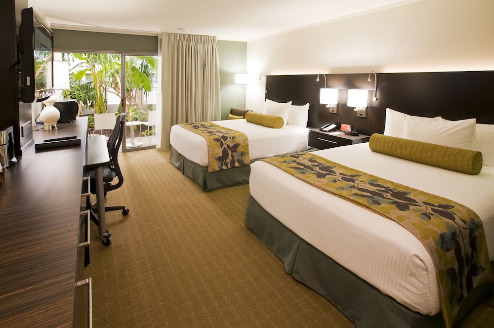 Oasis Hotel & Conv. Center, Ascend Hotel Collection 17/38