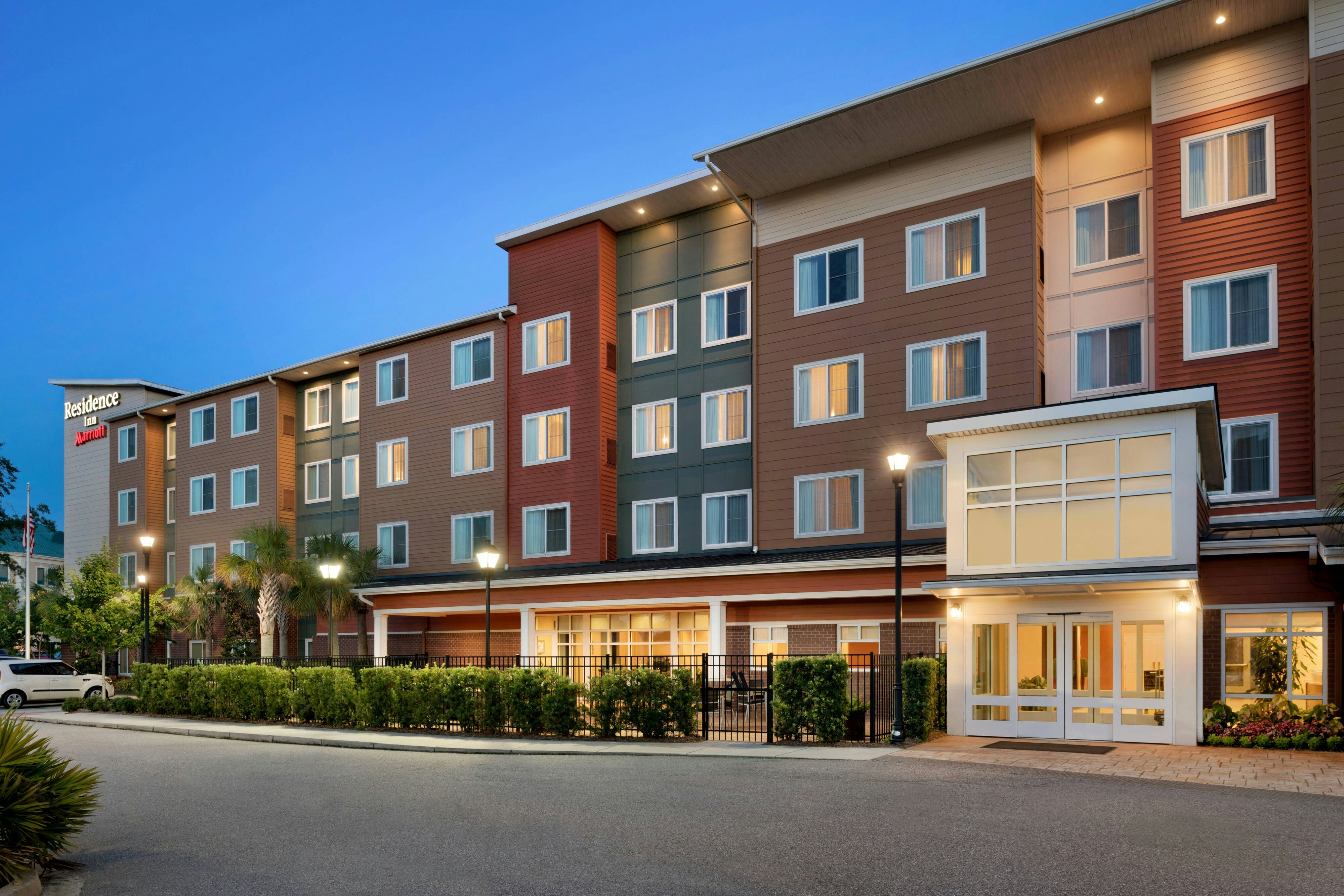 Residence Inn Charleston North Ashley Phosphate 15/17